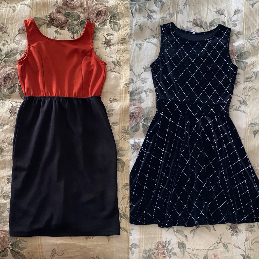 Bundle of 2 dresses, Size Small